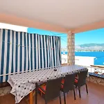 B With Terrace With The Sea View Διαμέρισμα *
