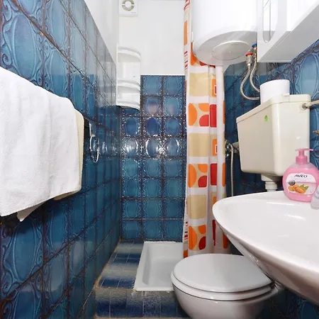 B With Terrace With The Sea View דירה