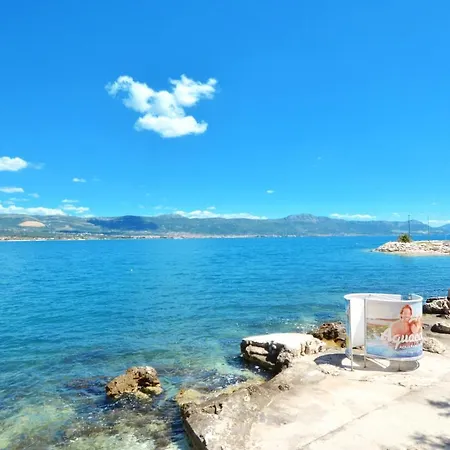 B With Terrace With The Sea View *