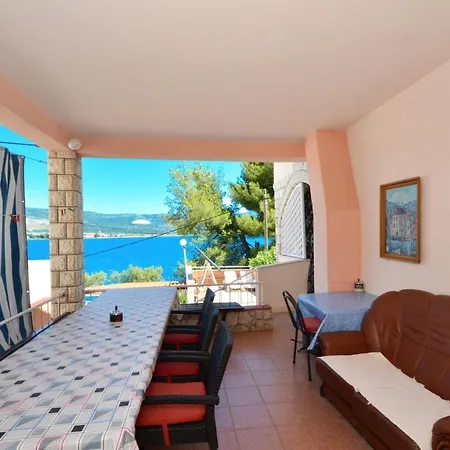 Apartment B With Terrace With The Sea View