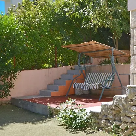 B With Terrace With The Sea View Daire