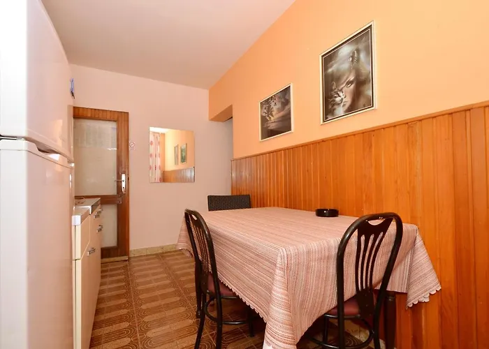 B With Terrace With The Sea View *