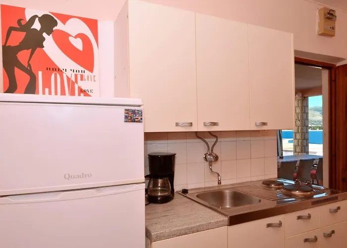 B With Terrace With The Sea View *