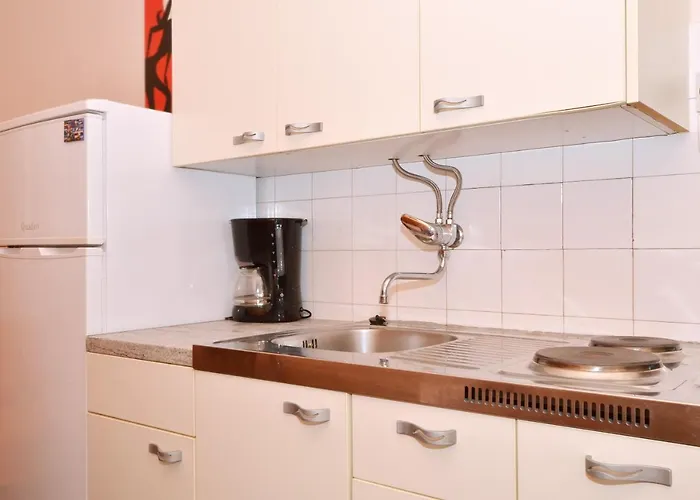 B With Terrace With The Sea View *